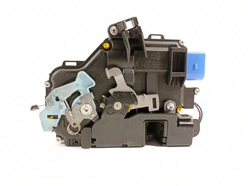 Front left lock VW TOURAN (1T3) 1.6 TDI | BP16789296C98 