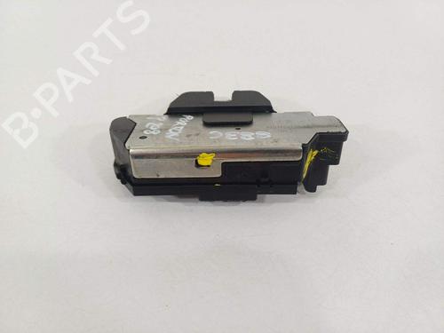 Used Tailgate lock Tailgate lock PEUGEOT 208 I (CA_, CC_) 1.2 VTI 82 (82 hp) 16787692 16787692