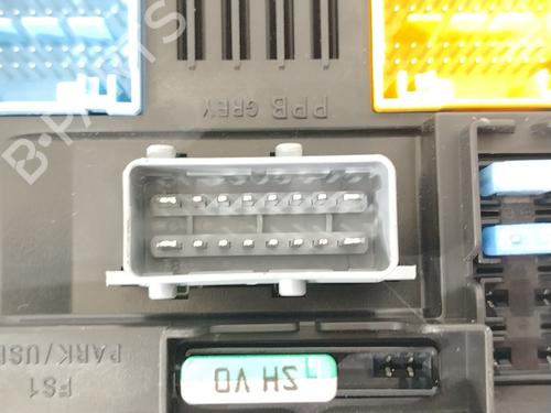 Fuse box OPEL CORSA F (P2JO) 1.2 (68) | BP31814698E1 