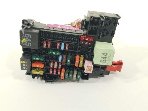 Used Fuse box Fuse box 27156311 27156311