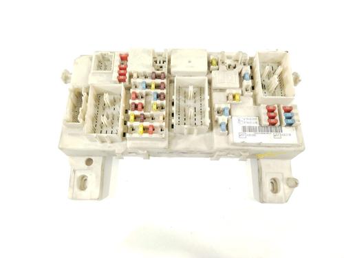 Used Fuse box Fuse box 30279610 30279610