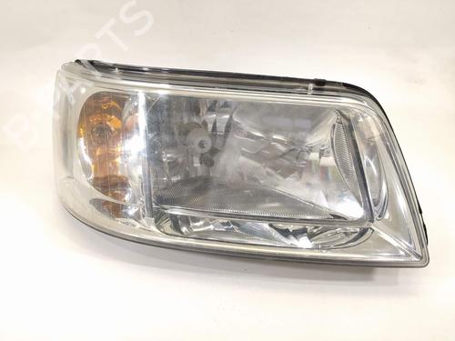 Used Right headlight Right headlight 1973810 1973810