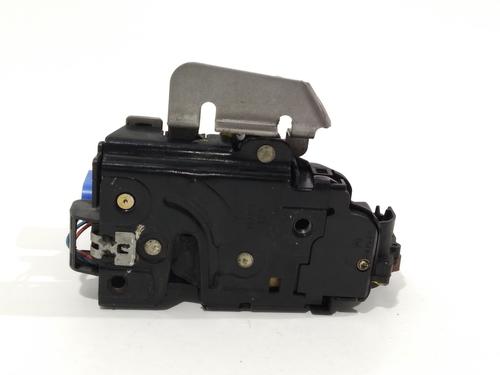 Front left lock AUDI A3 (8P1) 1.6 | BP22230033C98 