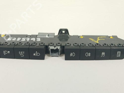 switch-iveco-daily-v-van-2011-2012-2013-2014-27199279 main image