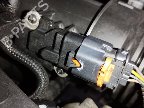 mass-air-flow-sensor-citroen-c4-cactus-2014-38563904 main image