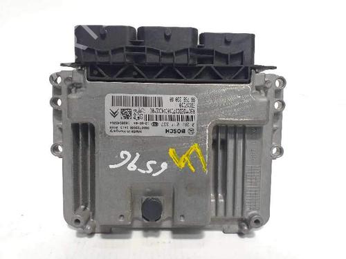 Used Engine control unit (ECU) Engine control unit (ECU) 7188186 7188186