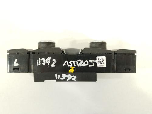 Climate control OPEL ASTRA J (P10)  | BP16808492I5 
