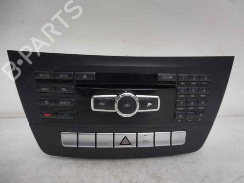 Used Radio MERCEDES-BENZ C-CLASS (W204) [2007-2015]  2581866