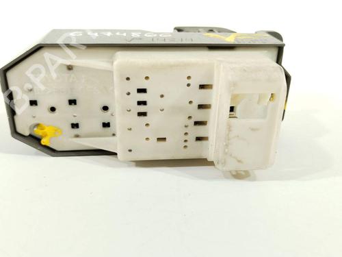 Left front window switch TOYOTA YARIS (_P9_) 1.4 D-4D (NLP90_, NLP90R) | BP27338924I27 - Image 4