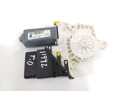 Used Right rear window motor SEAT LEON (1P1) [2005-2013]  22415869