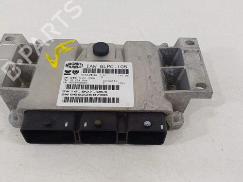 Used Engine control unit (ECU) Engine control unit (ECU) PEUGEOT 207 (WA_, WC_) 1.4 16V (88 hp) 26002899 26002899