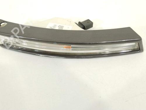 Right front indicator VW PASSAT B6 (3C2) 2.0 TDI | BP38305435C33 - Image 2