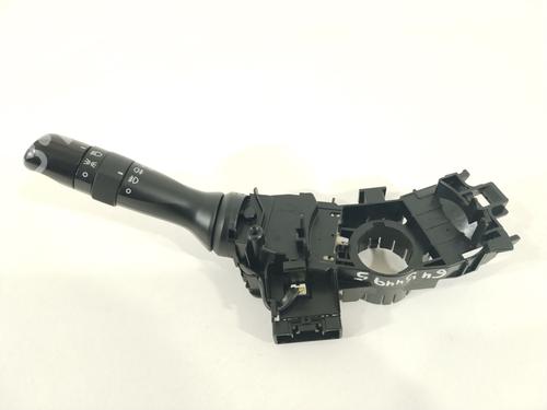 Used Headlight switch TOYOTA YARIS (_P1_) 1.0 (SCP10_, SCP10R) (65 hp) 29125131