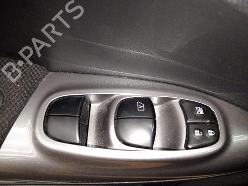 Used Left front window switch Left front window switch 38564954 38564954