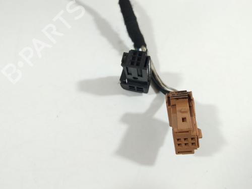 Left mirror PEUGEOT 208 I (CA_, CC_) 1.2 VTI 82 | BP24660205C26