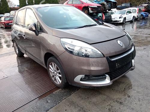 Left taillight RENAULT SCÉNIC III (JZ0/1_) 1.2 TCe | BP32271498C34