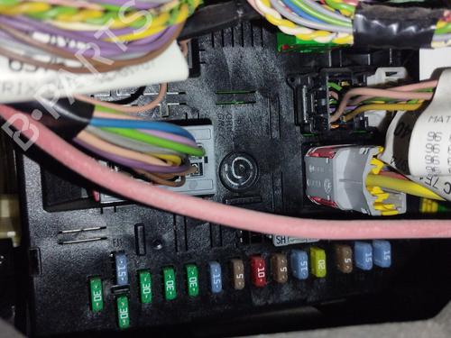 Used Fuse box Fuse box CITROËN C4 Grand Picasso I (UA_) 1.6 HDi (109 hp) 33216750 33216750