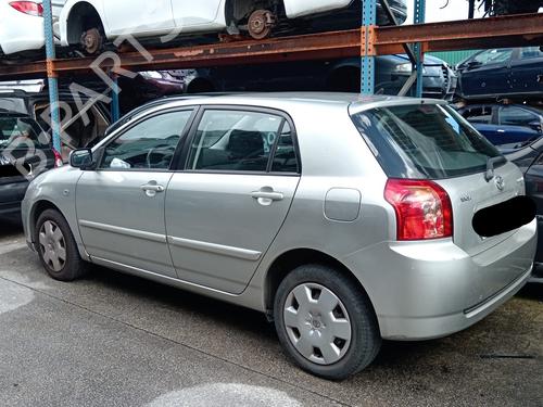 Brugte TOYOTA COROLLA (_E12_) 1.4 D (NDE120_, NDE120R) (90 hp) 4216121