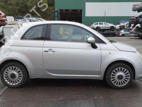 Fuse box FIAT 500 (312_) 1.2 (312AXA1A) | BP28599245E1