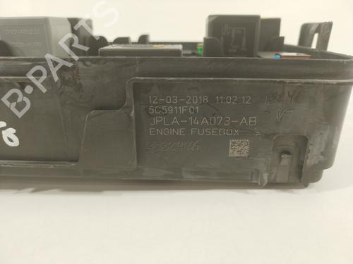 Fuse box LAND ROVER RANGE ROVER SPORT II (L494) 3.0 TDV6 4x4 | BP26552790E1