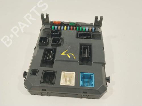 fuse-box-citroen-c3-ii-sc_-2009-28189705 main image