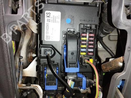 Used Fuse box OPEL CORSA D (S07) [2006-2015]  26025777