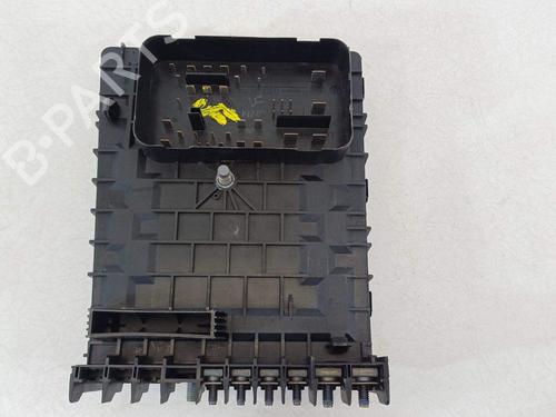 Fuse box SKODA YETI (5L) 1.2 TSI | BP26558467E1 - Image 6