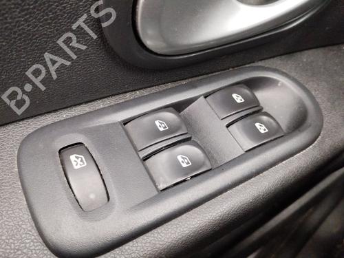 Used Left front window switch Left front window switch RENAULT CLIO III (BR0/1, CR0/1) 1.5 dCi (BR17, CR17) (86 hp) 33293783 33293783