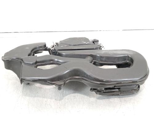 Air filter box TOYOTA AYGO (_B4_) | BP30152342M87