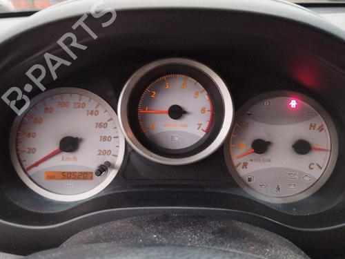 instrument-cluster-toyota-rav-4-ii-_a2_-2000-2001-2002-2003-2004-2005-36805008 main image