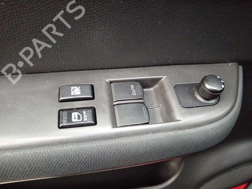 Used Left front window switch SUZUKI SWIFT III (MZ, EZ) [2005-2025]  17515808