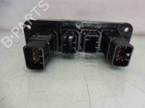 Switch KIA CARNIVAL II (GQ) 2.9 CRDi | BP3882381I30 