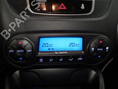 Used Climate control HYUNDAI ix35 (LM, EL, ELH) 1.7 CRDi (116 hp) 31638770