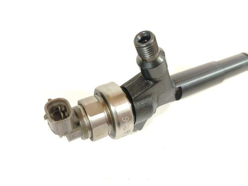 Injector OPEL ASTRA J (P10) 1.7 CDTI (68) | BP38331094M100 - Image 4