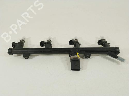 Used Injection rail Injection rail 32312994 32312994