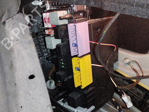 Used Fuse box MERCEDES-BENZ C-CLASS (W204) C 200 Kompressor (204.041) (184 hp) 16929299