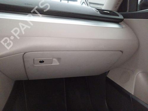 glove-box-vw-passat-b6-variant-3c5-2005-2006-2007-2008-2009-2010-2011-36800775 main image