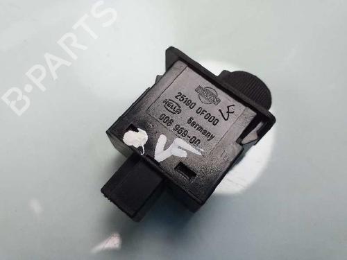 Switch NISSAN TERRANO II (R20)  | BP5582300I30 