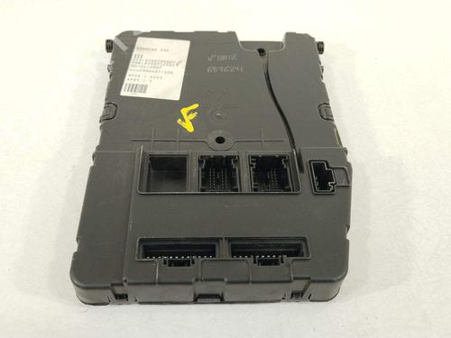 Used Fuse box Fuse box 39173611 39173611