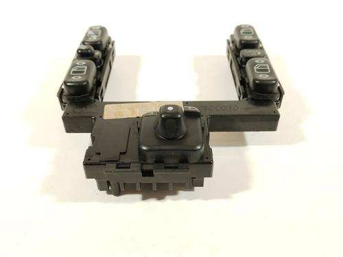 Left front window switch MERCEDES-BENZ E-CLASS (W210) E 270 CDI (210.016) | BP36665105I27 - Image 2