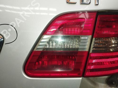 Used Right tailgate light MERCEDES-BENZ B-CLASS Sports Tourer (W245) B 200 CDI (245.208) (140 hp) 25915816