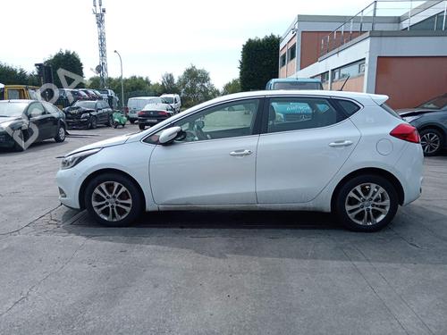 Pièces Détachées Usagées KIA CEE'D (JD) 1.6 CRDi 128 4665564