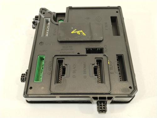Used Fuse box Fuse box RENAULT MEGANE III Hatchback (BZ0/1_, B3_) [2008-2026] 32319045 32319045