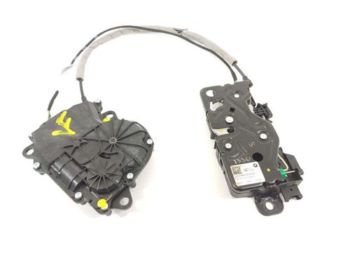 tailgate-lock-bmw-4-coupe-g22-g82-2020-29279627 main image