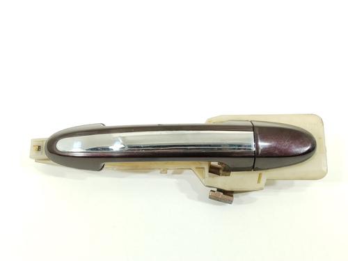 Used Front right exterior door handle HYUNDAI SANTA FÉ II (CM) 2.2 CRDi GLS 4x4 (150 hp) 29608454