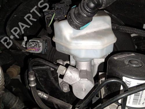 brake-master-cylinder-opel-zafira-tourer-c-p12-2011-37425195 main image