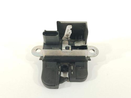 Used Tailgate lock Tailgate lock VW GOLF VII (5G1, BQ1, BE1, BE2) 1.6 TDI (105 hp) 27569160 27569160