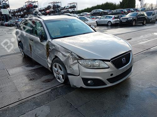 Left front fog light SEAT EXEO ST (3R5) 2.0 TDI | BP31852623C30 