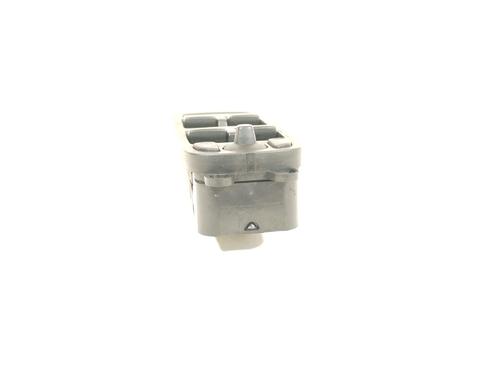 Left front window switch VOLVO S40 II (544) 2.0 D | BP32110140I27 - Image 4