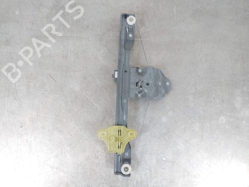 Used Front right window mechanism Front right window mechanism 7312863 7312863
